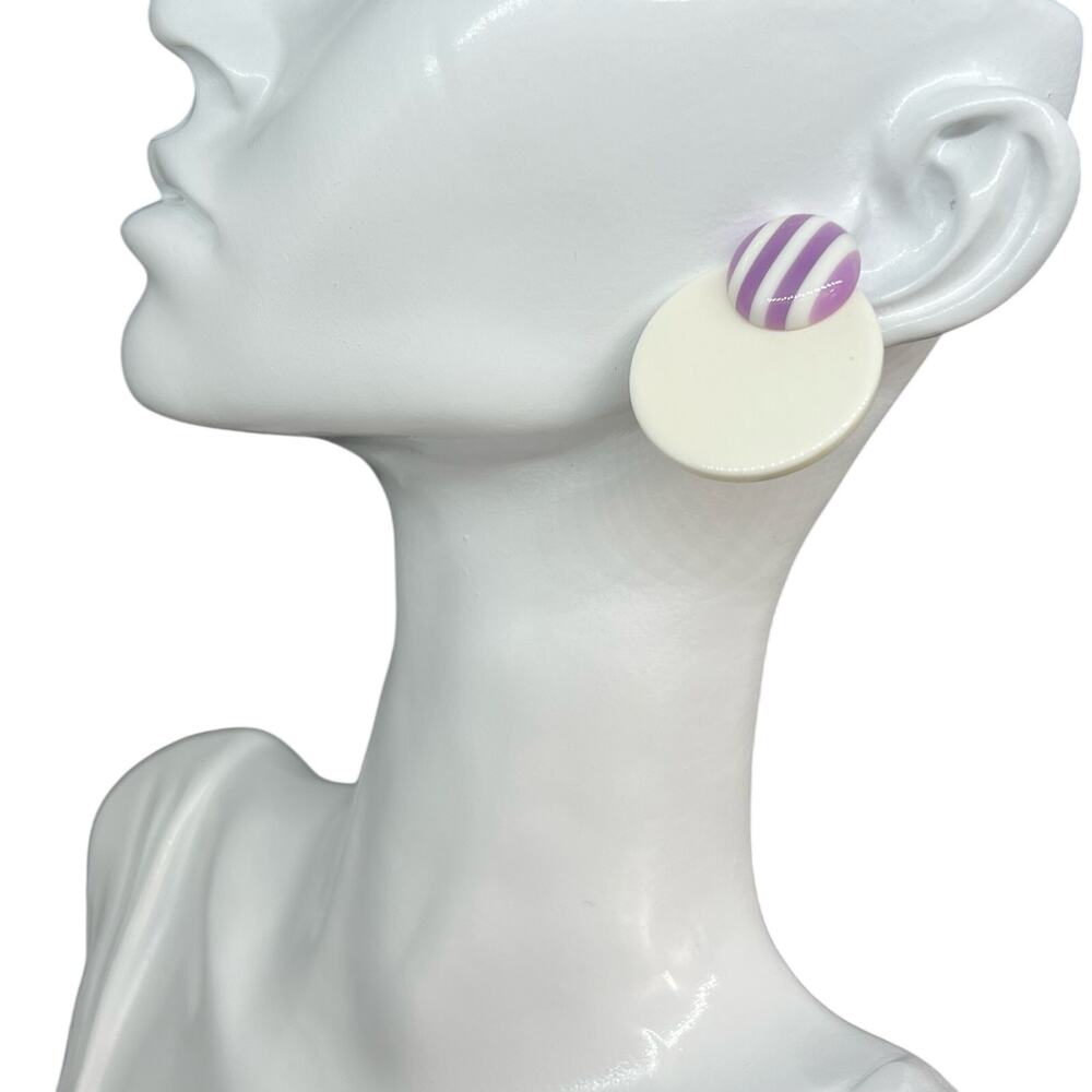 Vintage 1980s Geometric Disc Post Earrings Purple White Stripe Bold Retro Mod